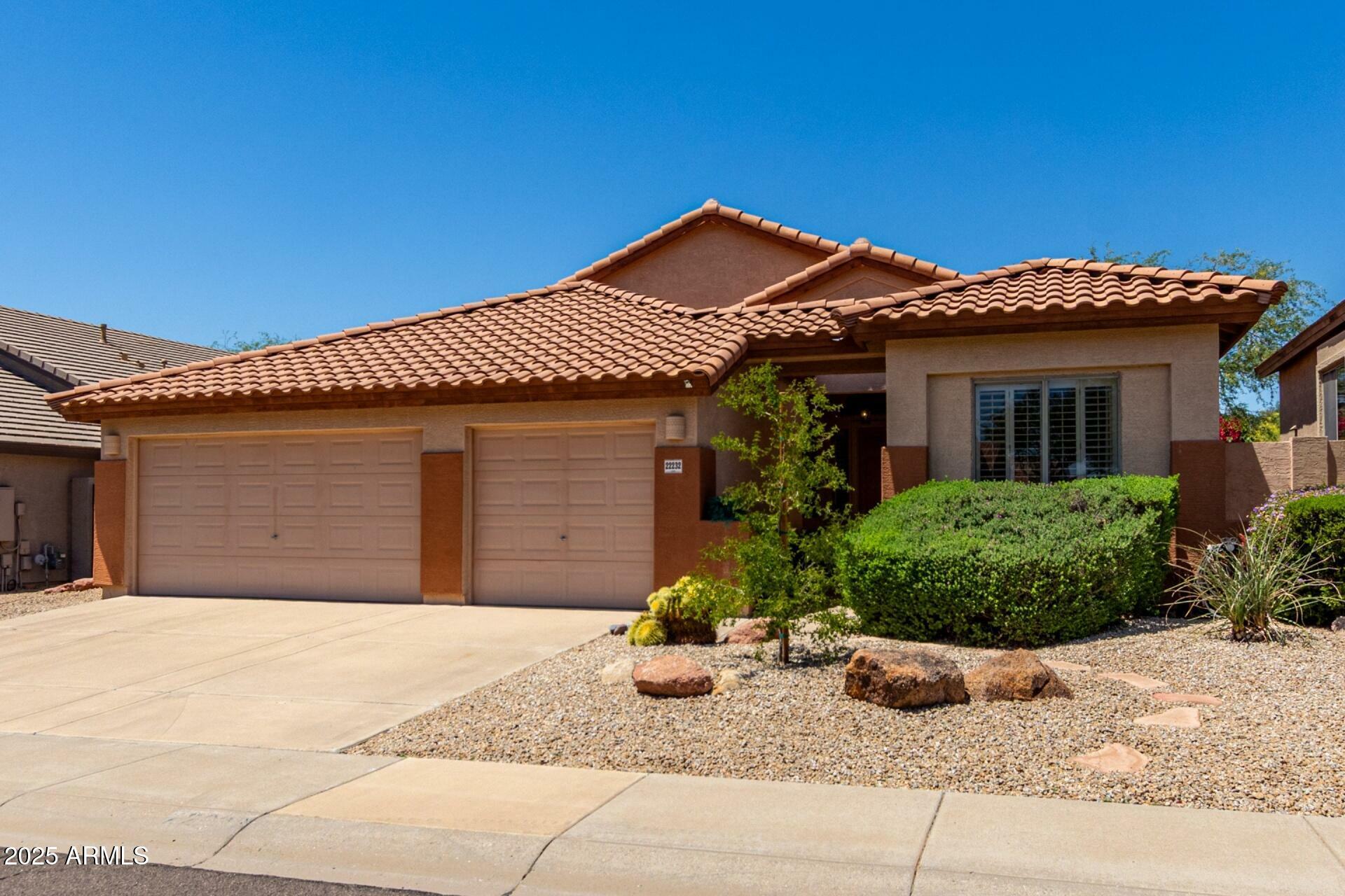 Property Photo: 22232 N 48th Street AZ 85054