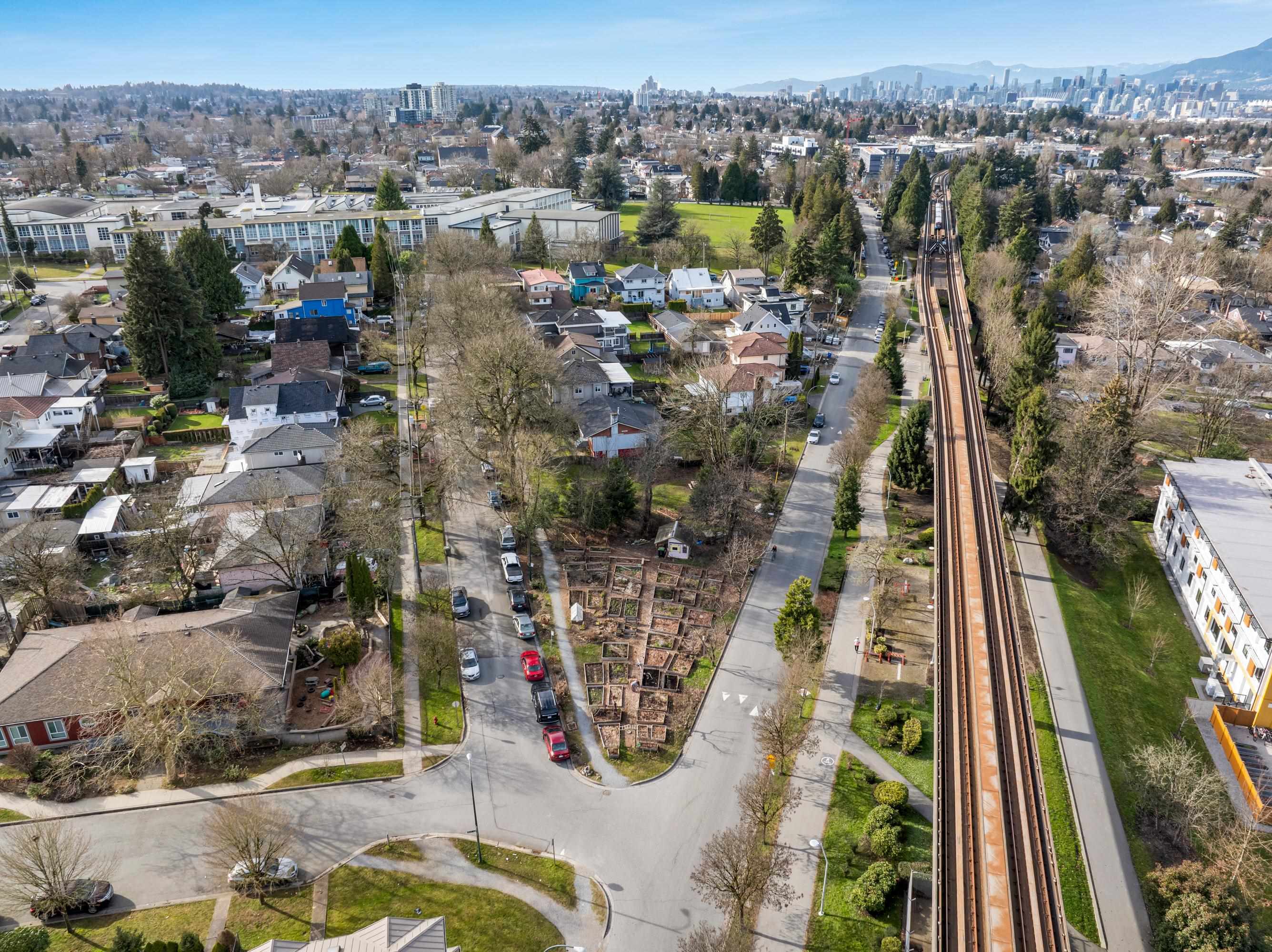 Property Photo: 2231 E 24th Avenue BC V5N 2V3