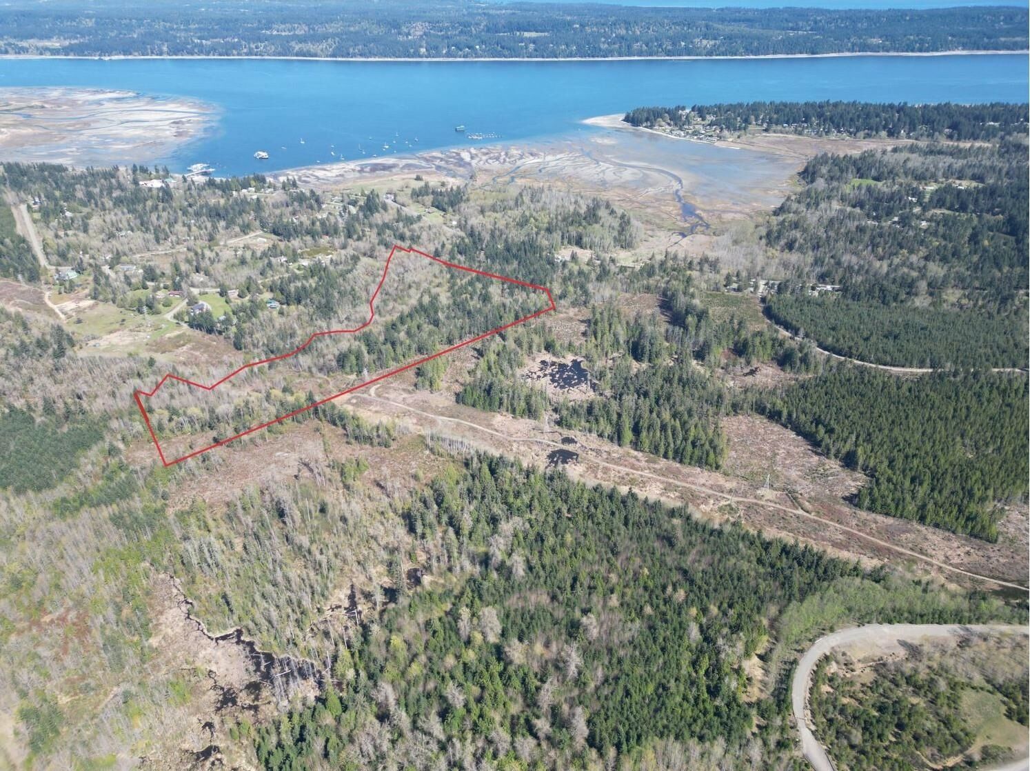 Property Photo: 471 Leet Lane BC V0R 1W0