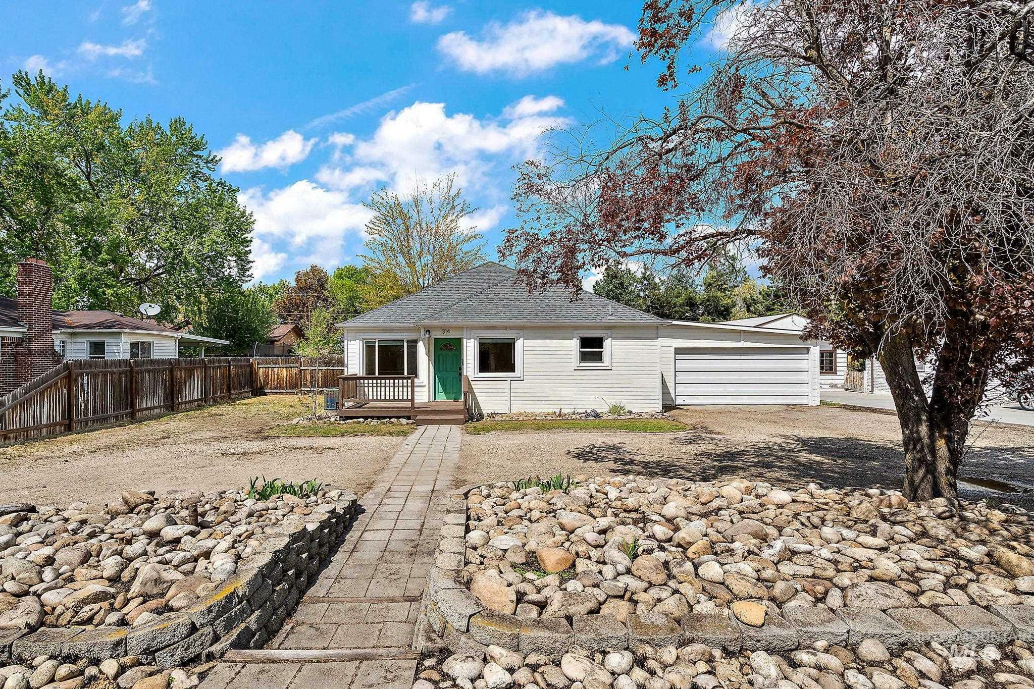 Property Photo: 314 W Linden St. ID 83706