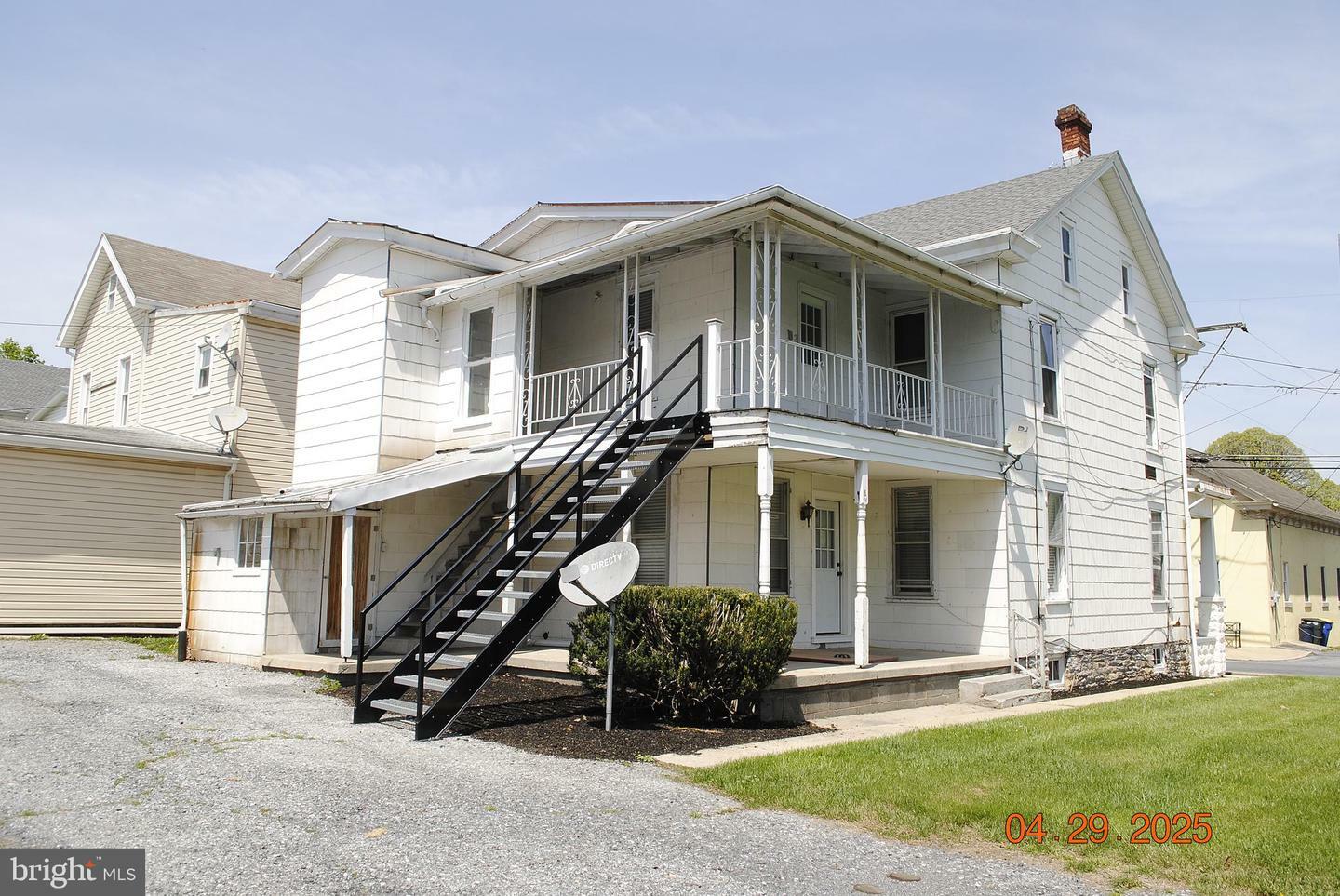 Property Photo: 110 E Main Street PA 17087