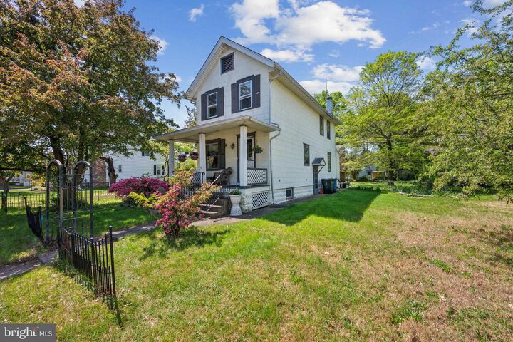 Property Photo:  21 Devlin Avenue  NJ 08016 