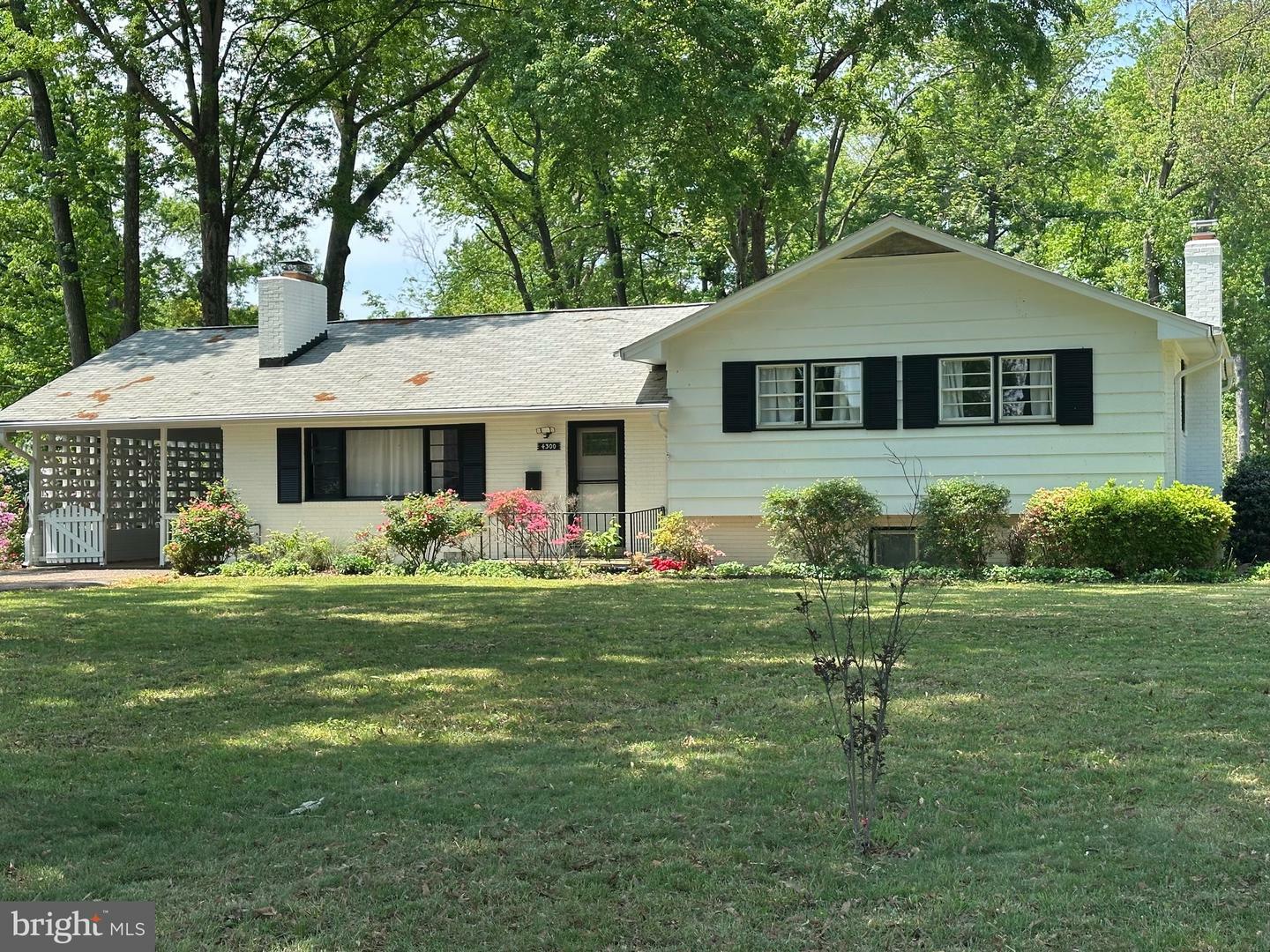 Property Photo: 4300 Neptune Drive VA 22309
