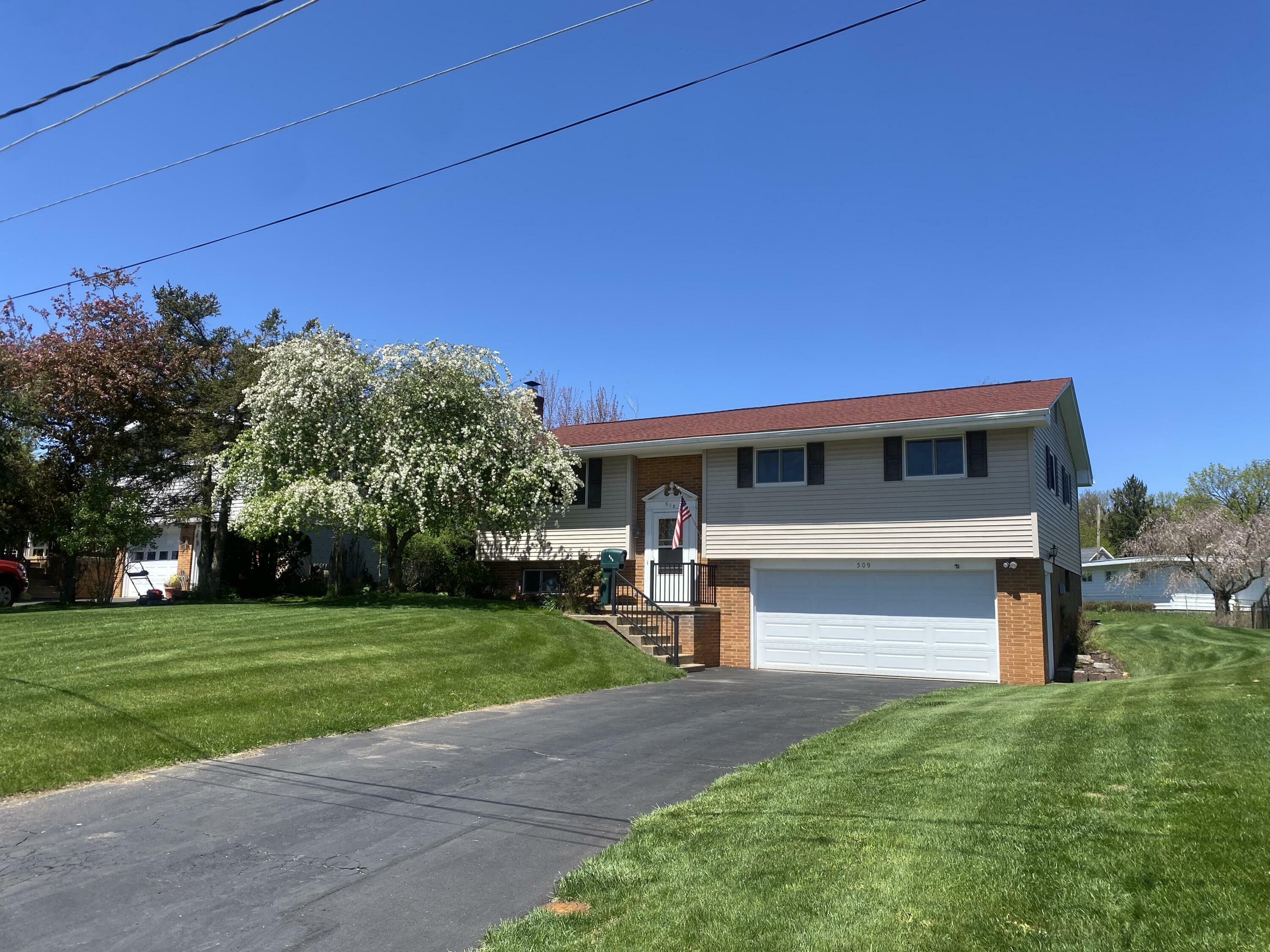 Property Photo: 509 North Ct PA 15801