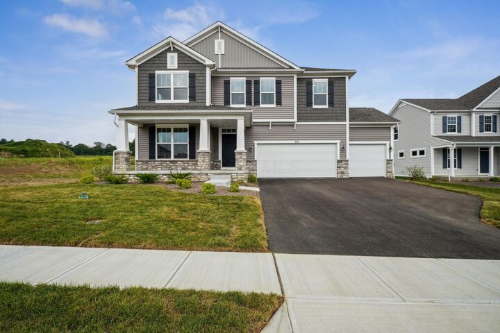 303 Reign Way  Pataskala OH 43062 photo
