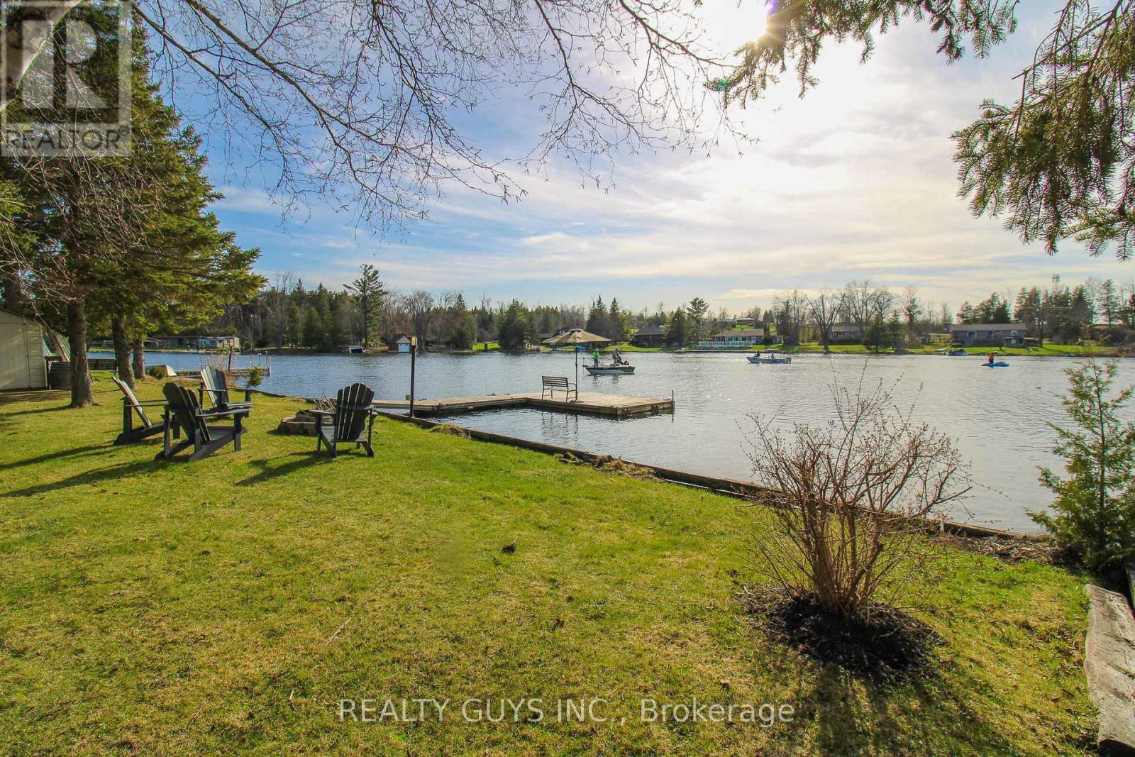 Property Photo: 867 Twomey Place ON K0L 1T0
