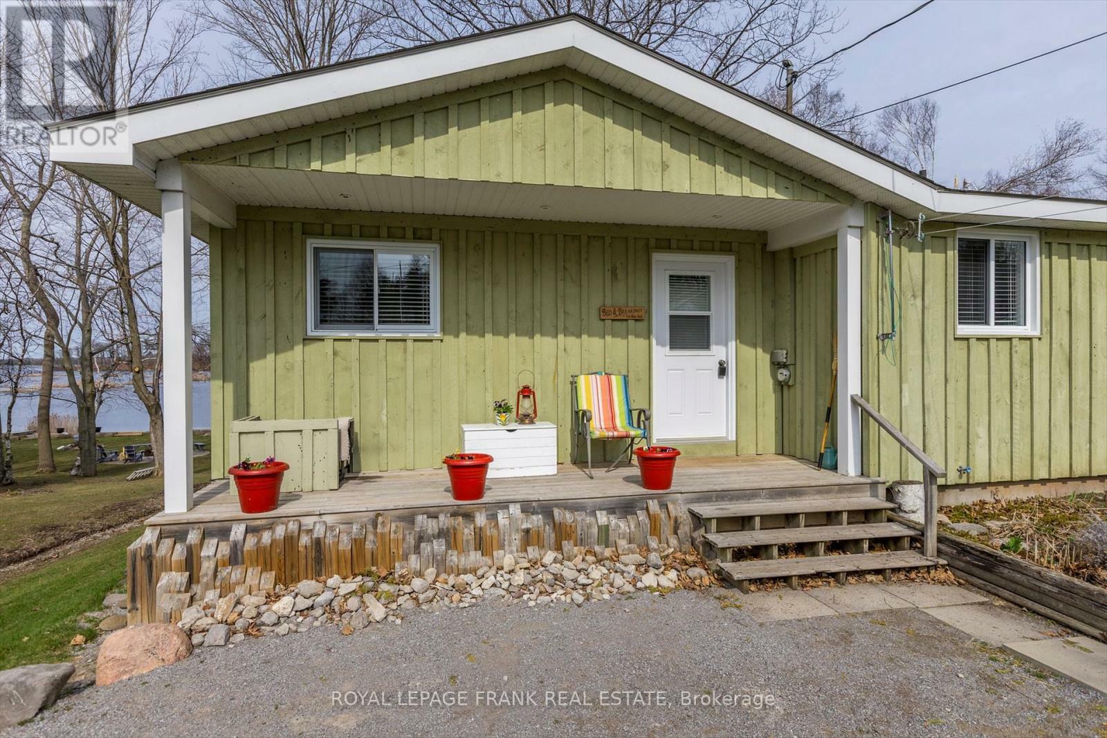 Property Photo: 26 Sunset Drive ON K0L 1R0