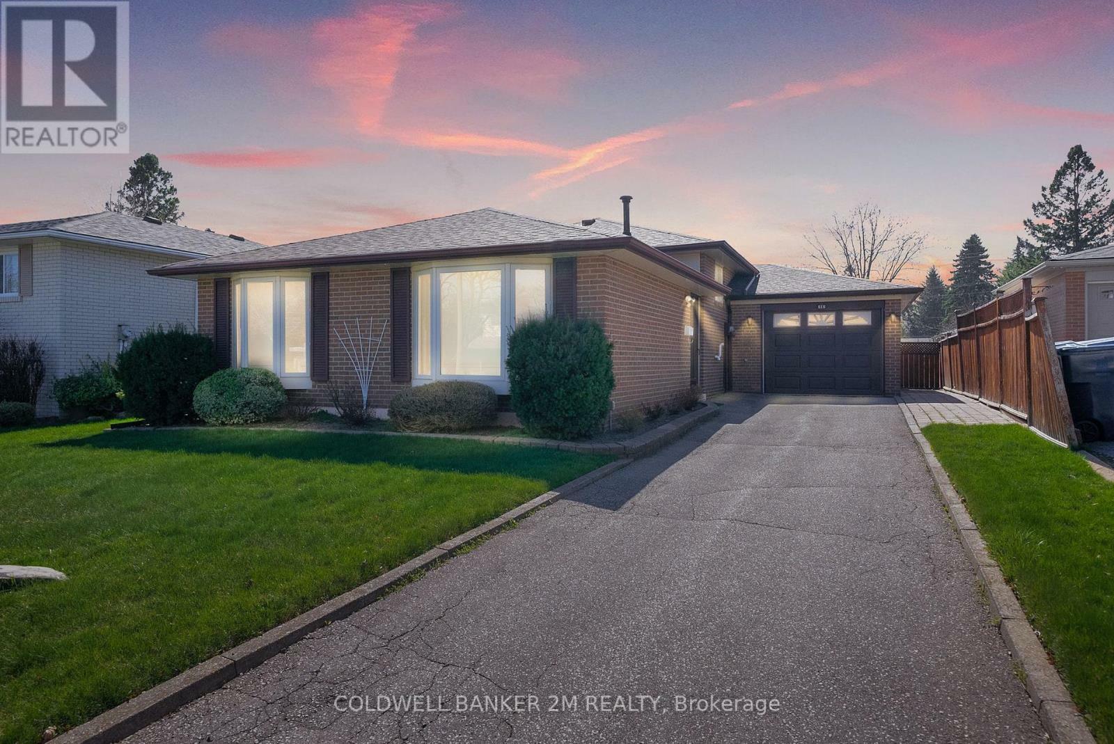 Property Photo: 6 Langevin Crescent ON M1C 2B6