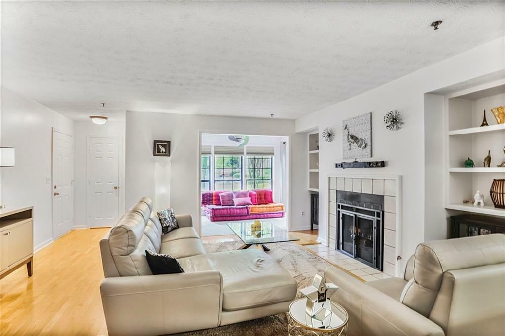 Property Photo: 2638 Vinings Central Drive SE 4 GA 30339