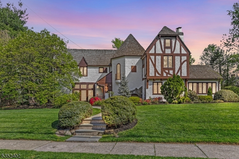 Property Photo: 800 Hillside Avenue NJ 07090