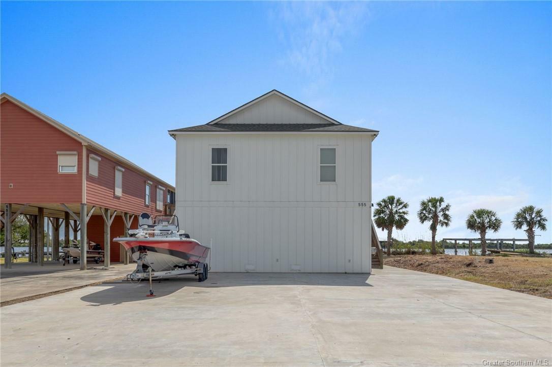 Property Photo: 555 Lake Breeze Road LA 70645