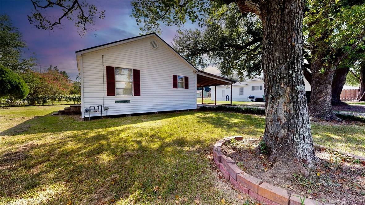 Property Photo: 709 Lewis Street LA 70663