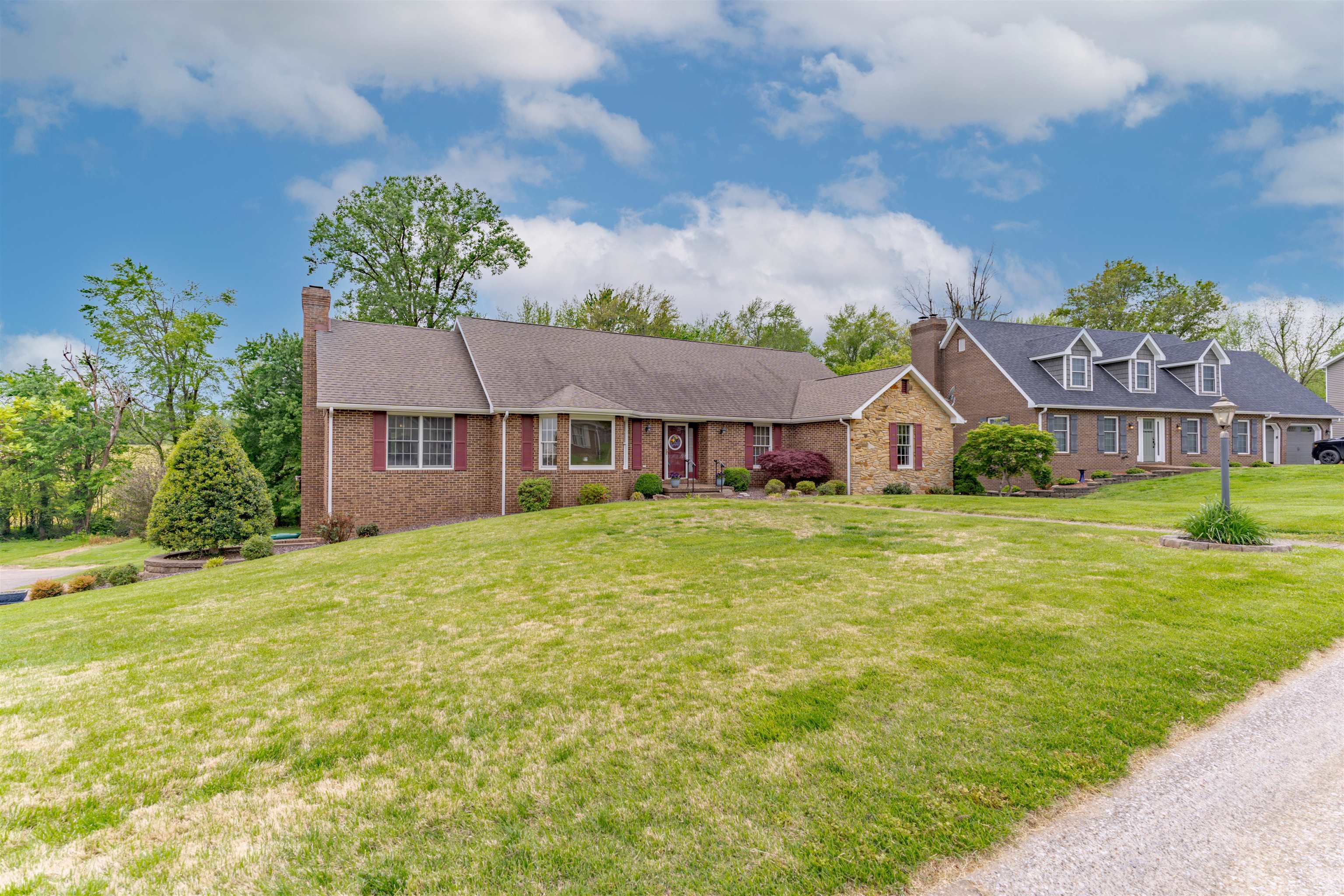 Property Photo: 4354 St Olaf Circle KY 42420