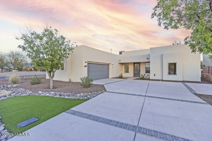 Property Photo:  1900 Calle Pacana  NM 88046 