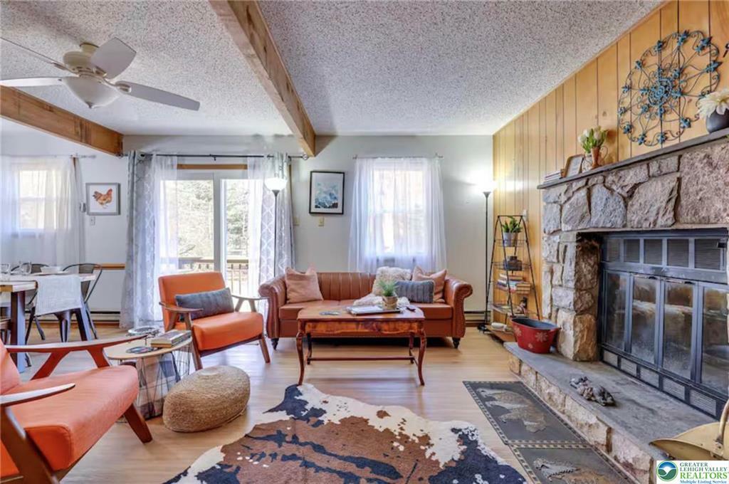 Property Photo: 35 Tennyson Circle PA 18210