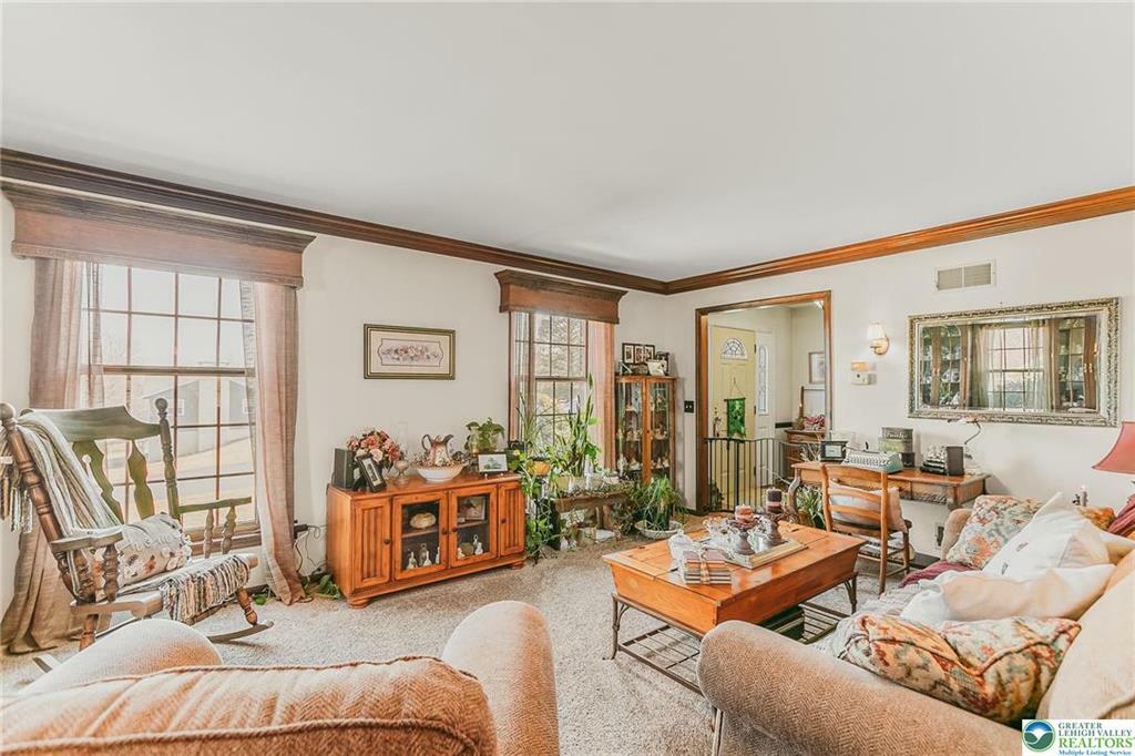 Property Photo: 3911 Crestwood Drive PA 18078