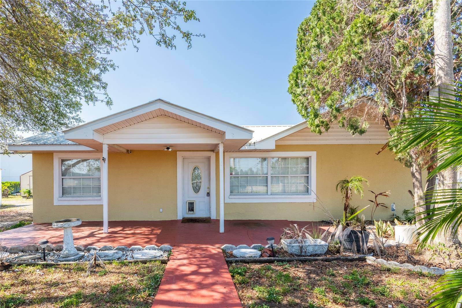Property Photo: 3823 N 56th Street FL 33619