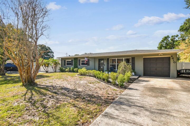 Property Photo:  4610 W McElroy Avenue  FL 33611 