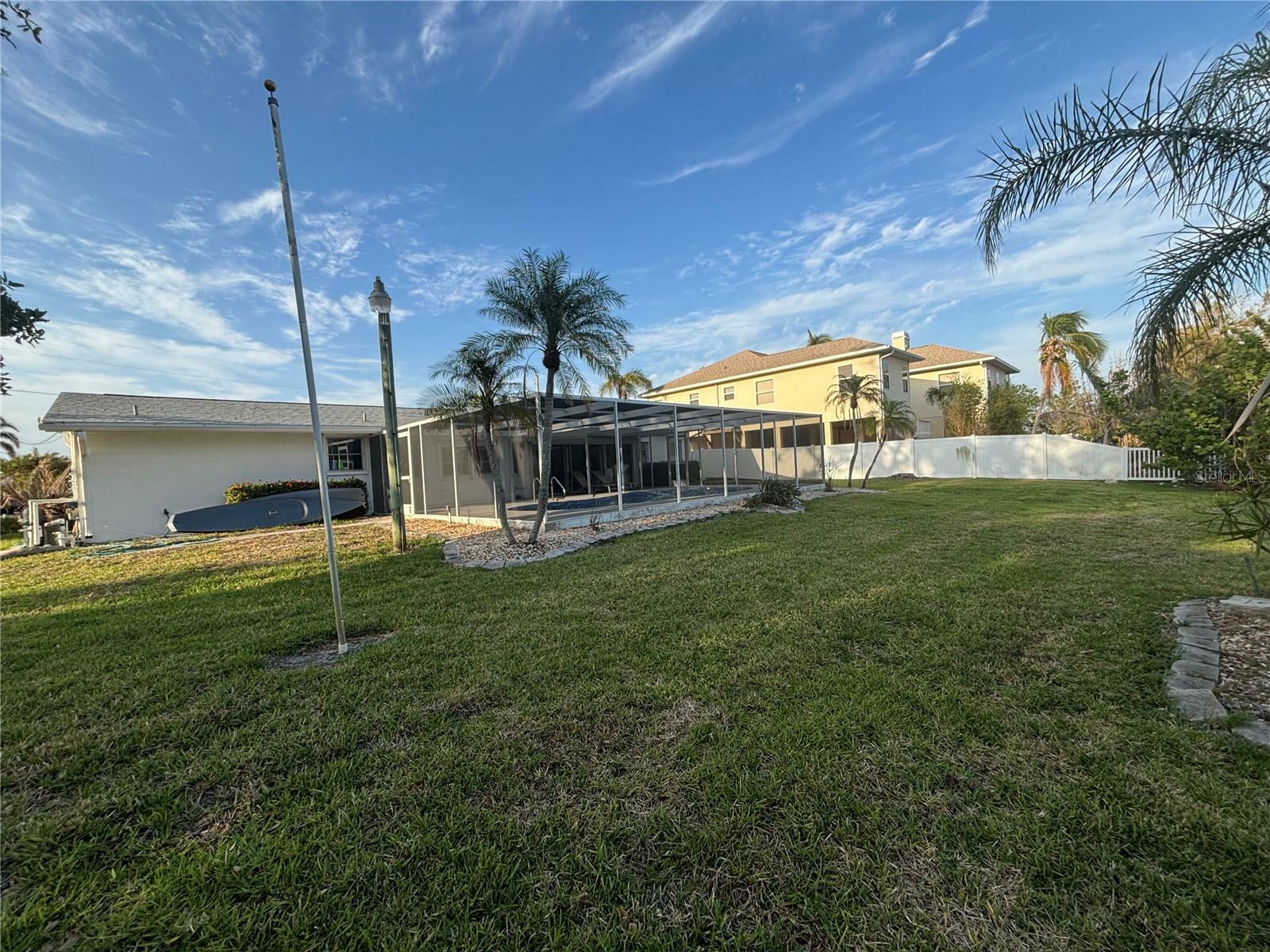 Property Photo: 4411 Dolphin Lane FL 34221