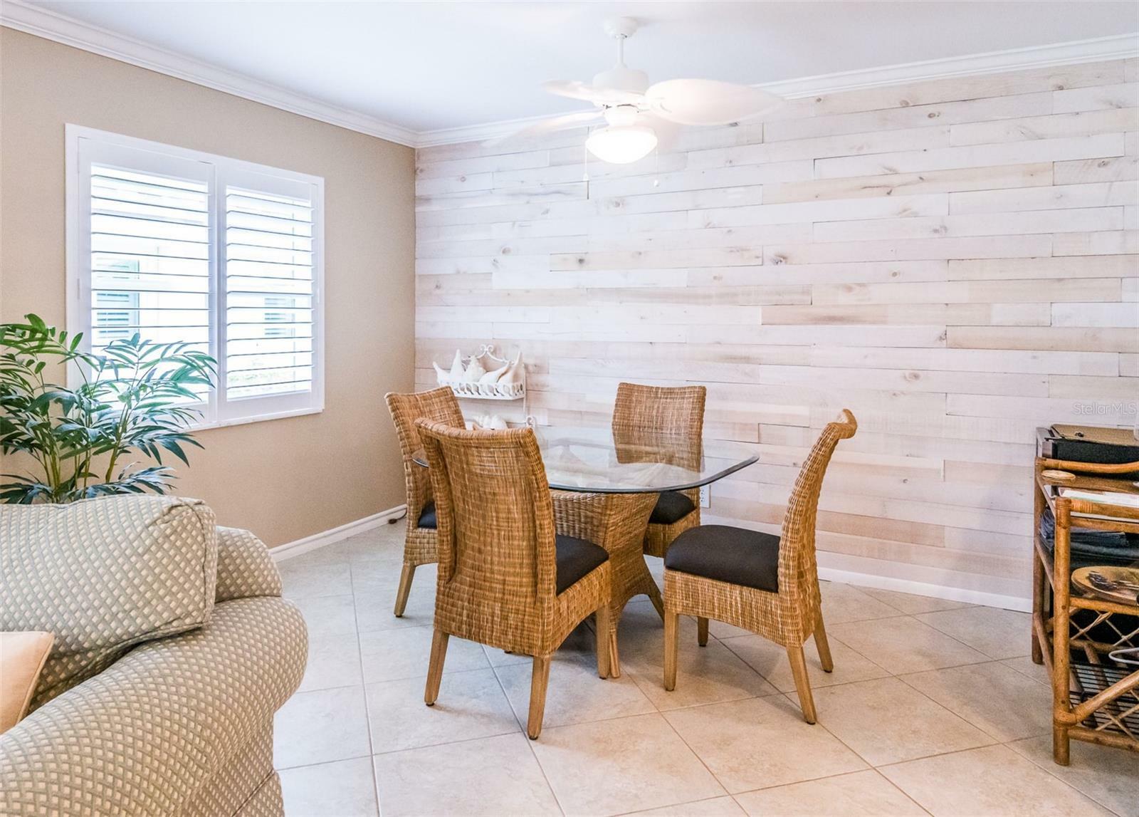 Property Photo: 1900 Benjamin Franklin Drive 3 FL 34236