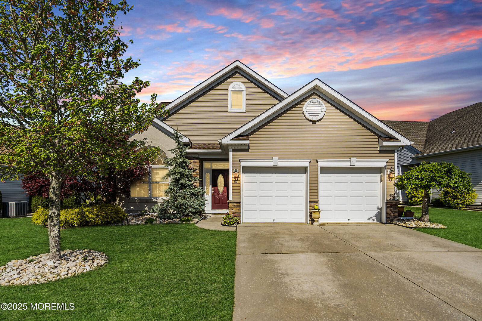 Property Photo:  50 Avalon Way  NJ 08758 