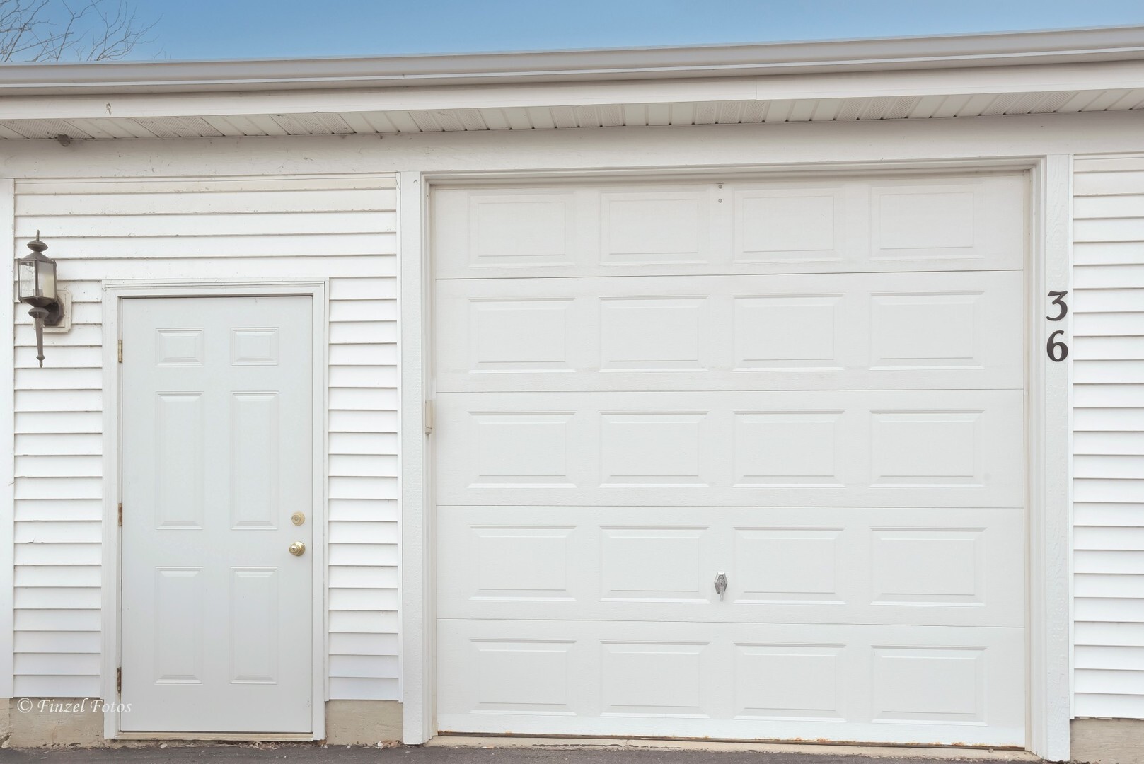 Property Photo: 2215 Aurora Drive 6 IL 60140