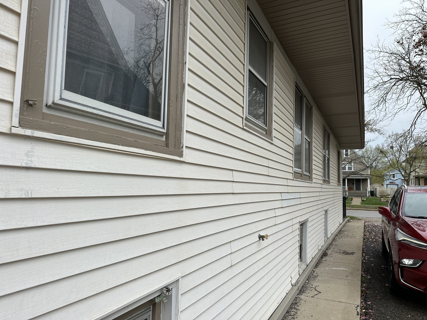 Property Photo: 510 N Raynor Avenue IL 60435