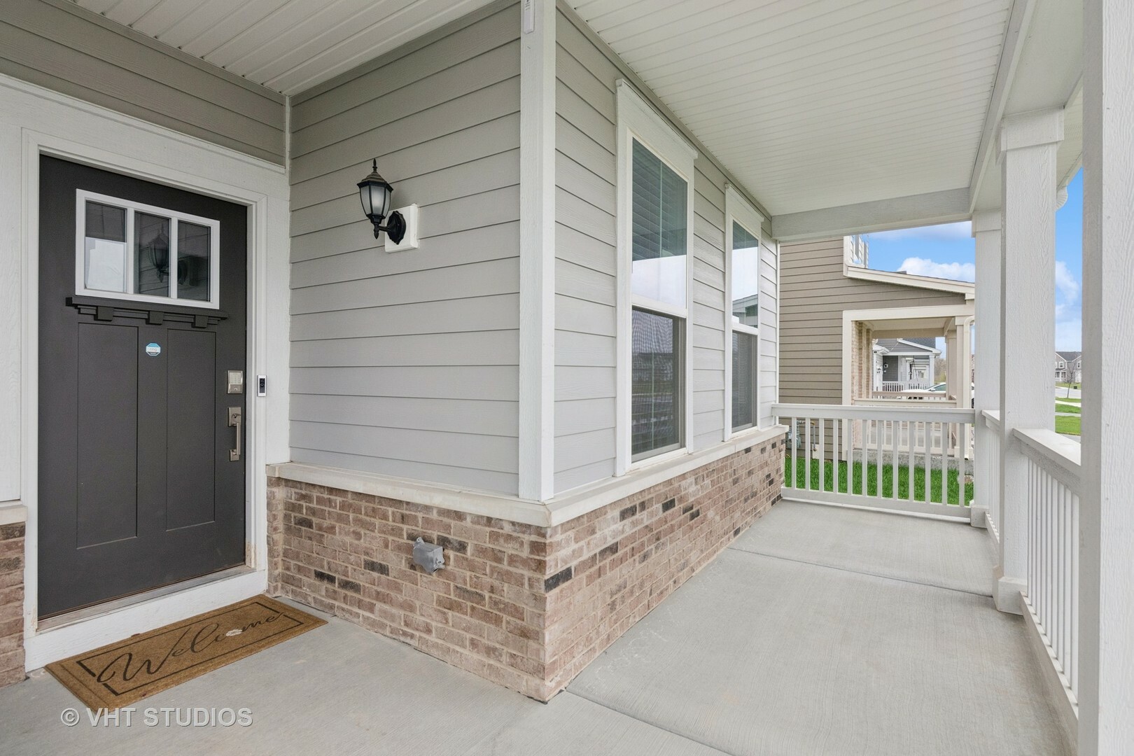 Property Photo: 128 Hedgerow Drive IL 60124
