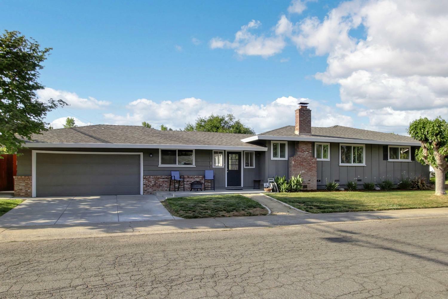 Property Photo: 1301 Gary Way CA 95608