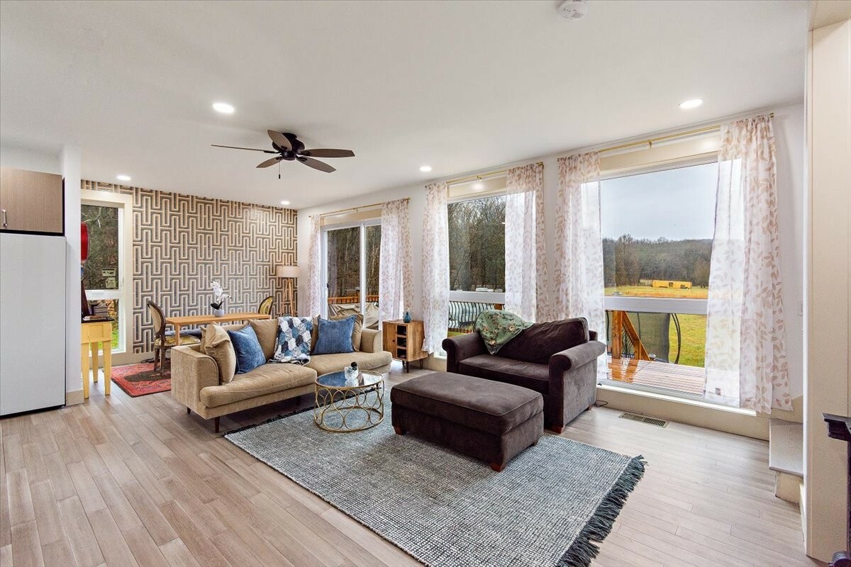 Property Photo: 21 Gilley Hill Rd TN 37026