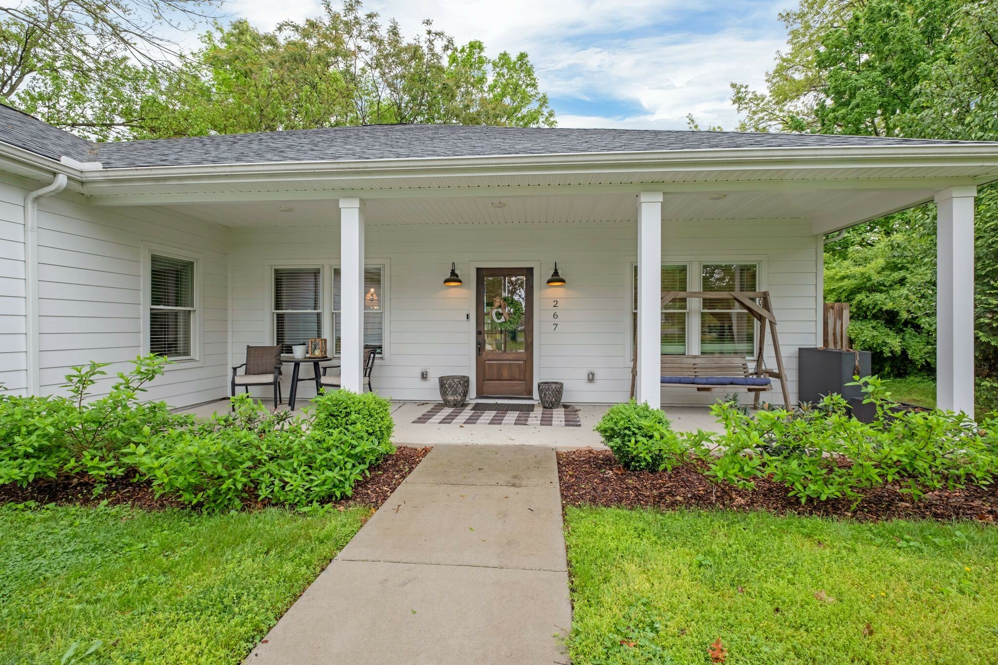 Property Photo: 267 Collier Ave TN 37211
