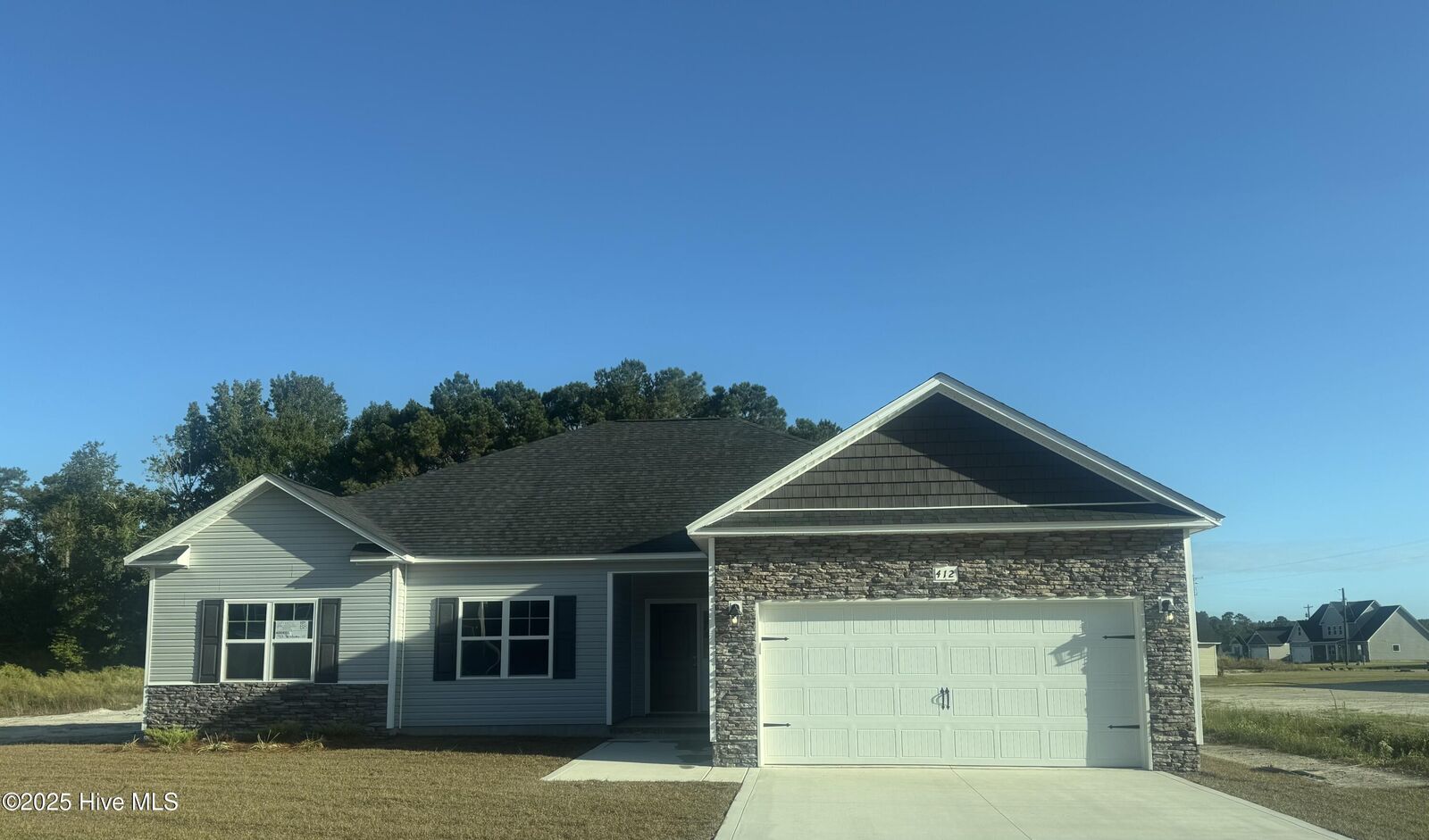 Property Photo: 412 Windermere Road NC 28539