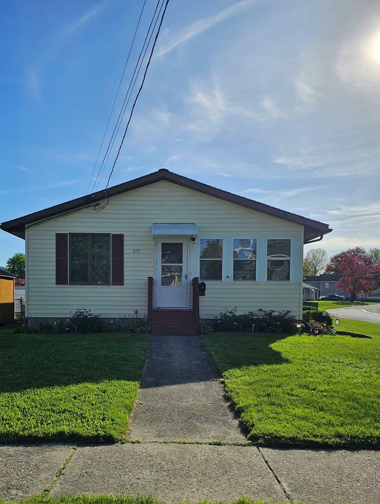317 N Hopkins St  Sayre PA 18840 photo
