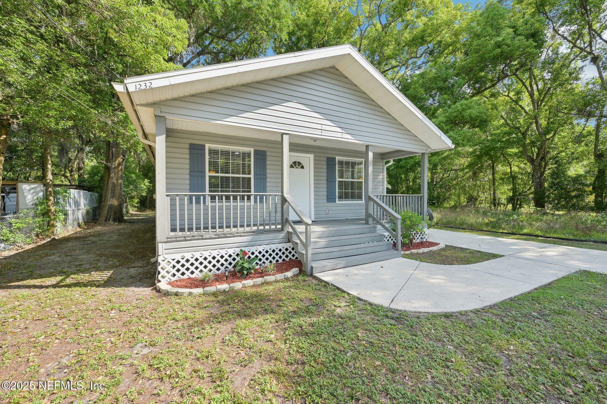 Property Photo: 1232 Forbes Street FL 32043
