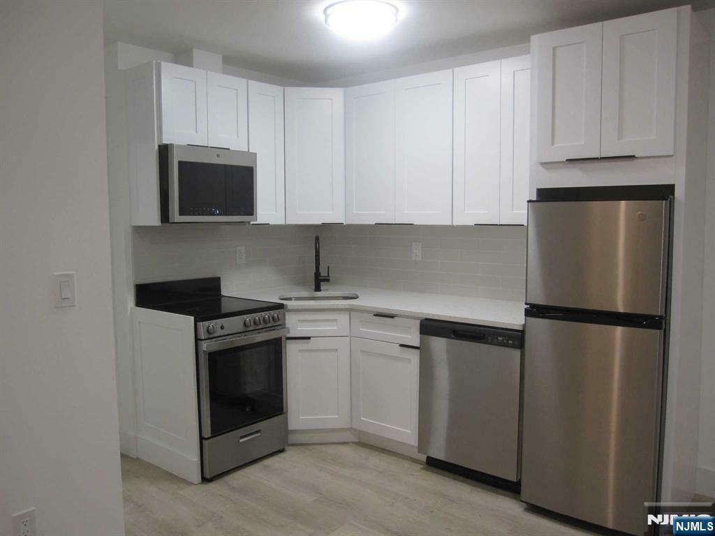 Property Photo: 119 1st Street 8B NJ 07601