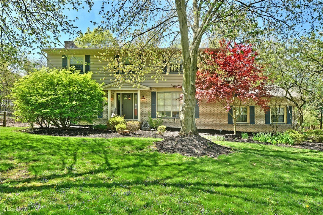 Property Photo: 8676 Squirrel Hill Drive NE OH 44484
