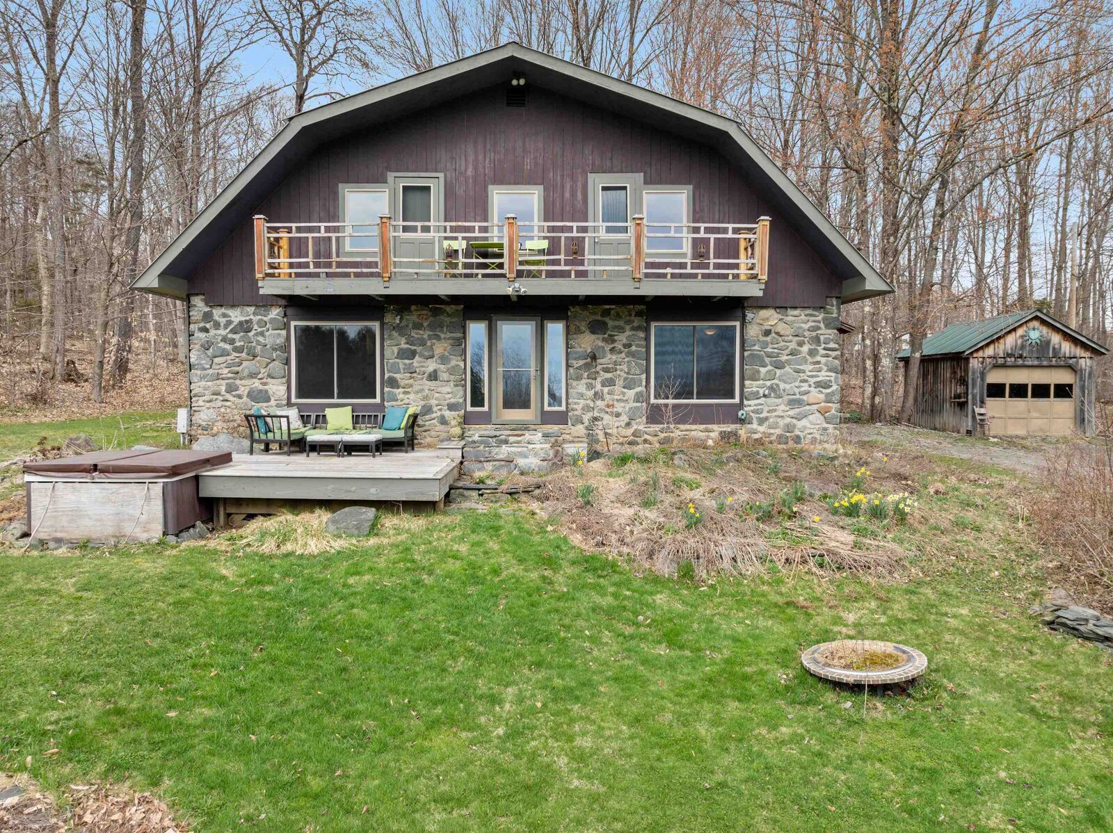 Property Photo: 518 Hampshire Hill Road VT 05682