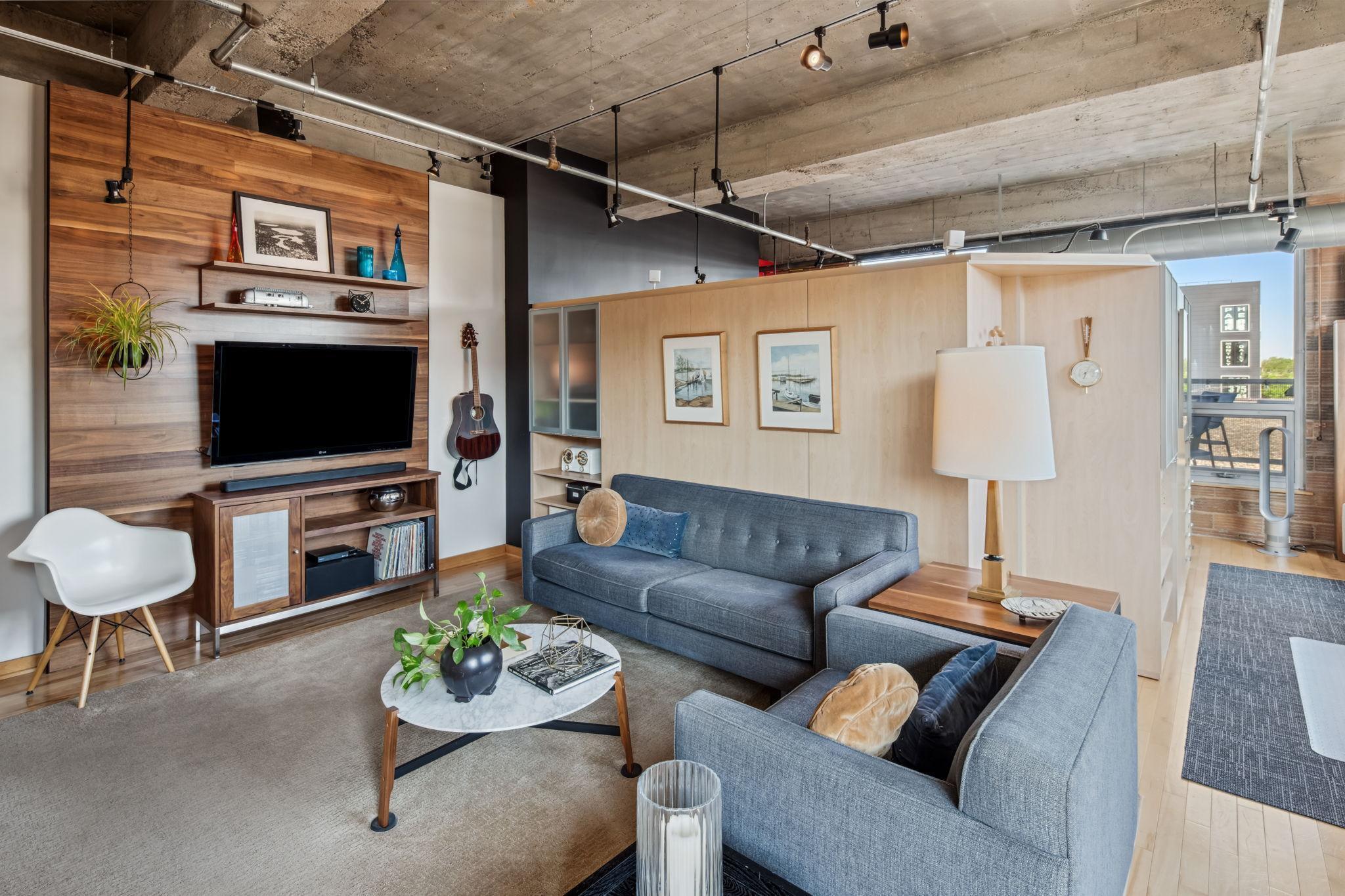 Property Photo: 901 N 3rd Street 411 MN 55401