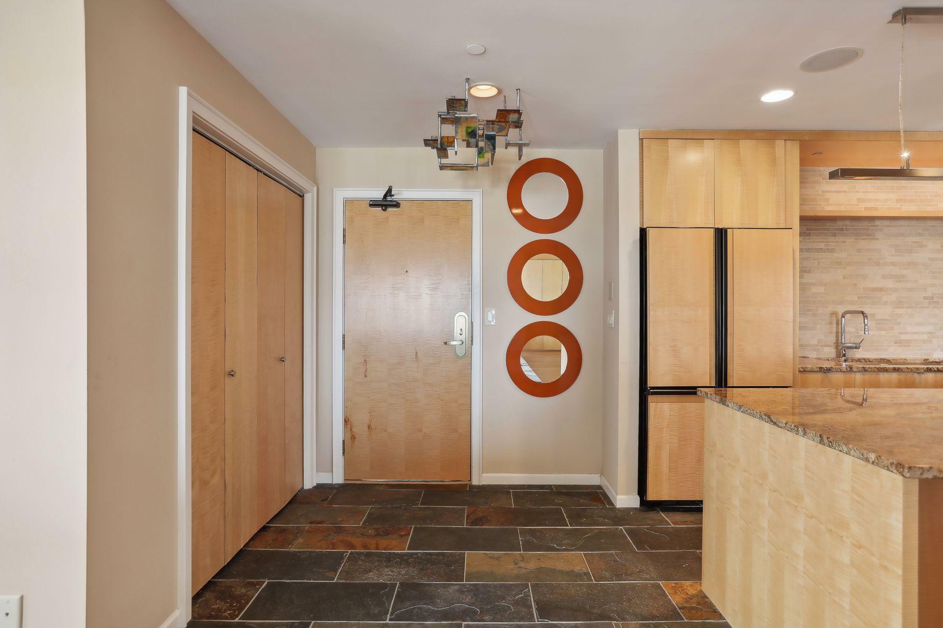 Property Photo: 1235 Yale Place 1706 MN 55403
