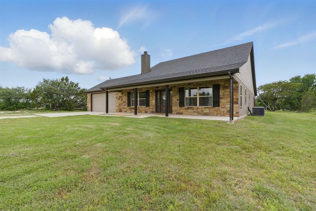 Property Photo: 2245 Sunfish Point TX 76433