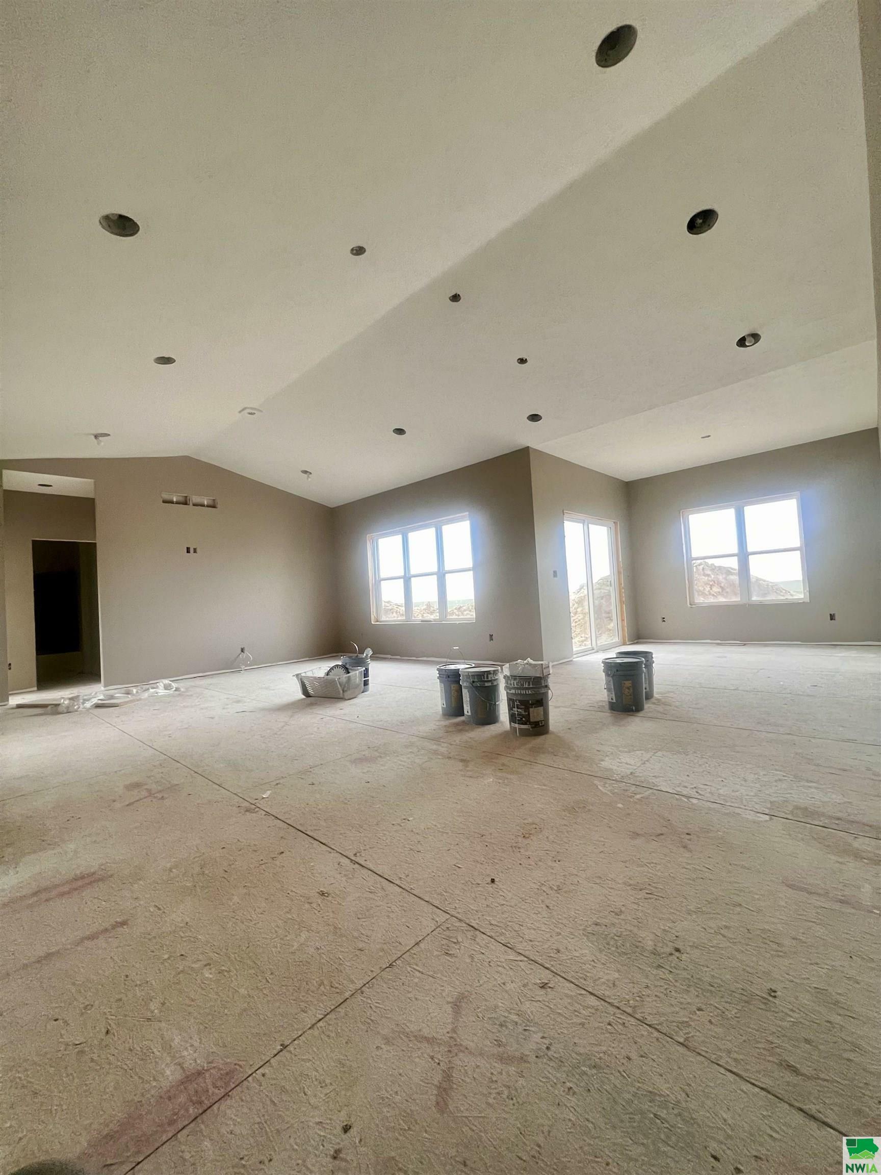 Property Photo: 710 17th St SE IA 51041