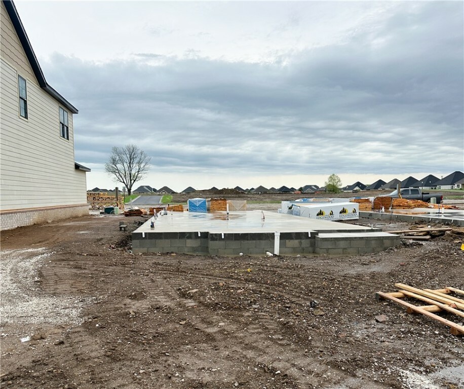 4402 W Bronco Drive  Fayetteville AR 72704 photo