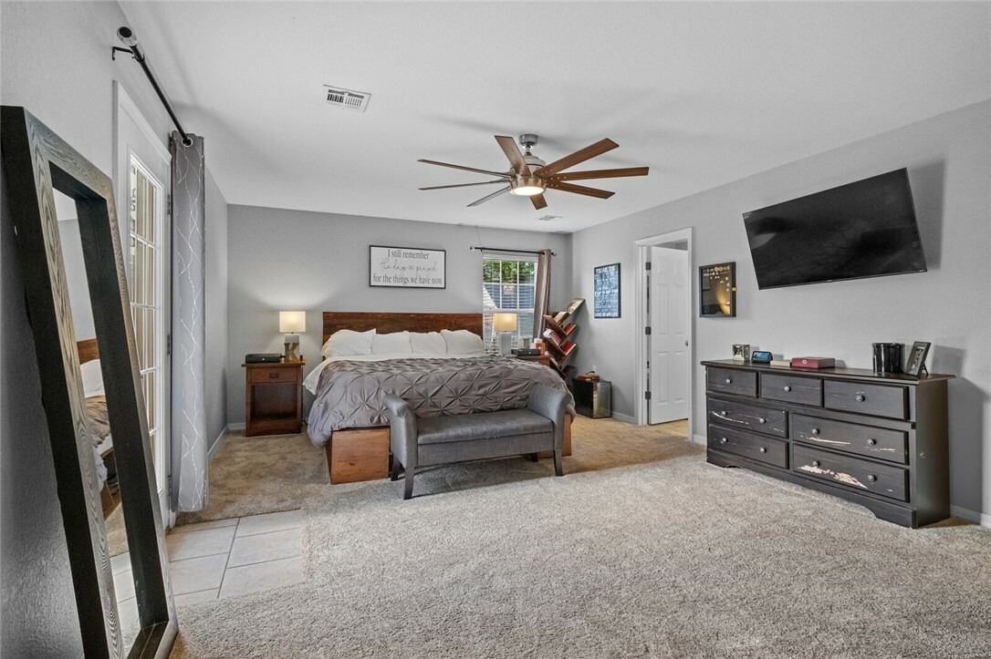 Property Photo:  1010 W Green Acres Place  AR 72758 