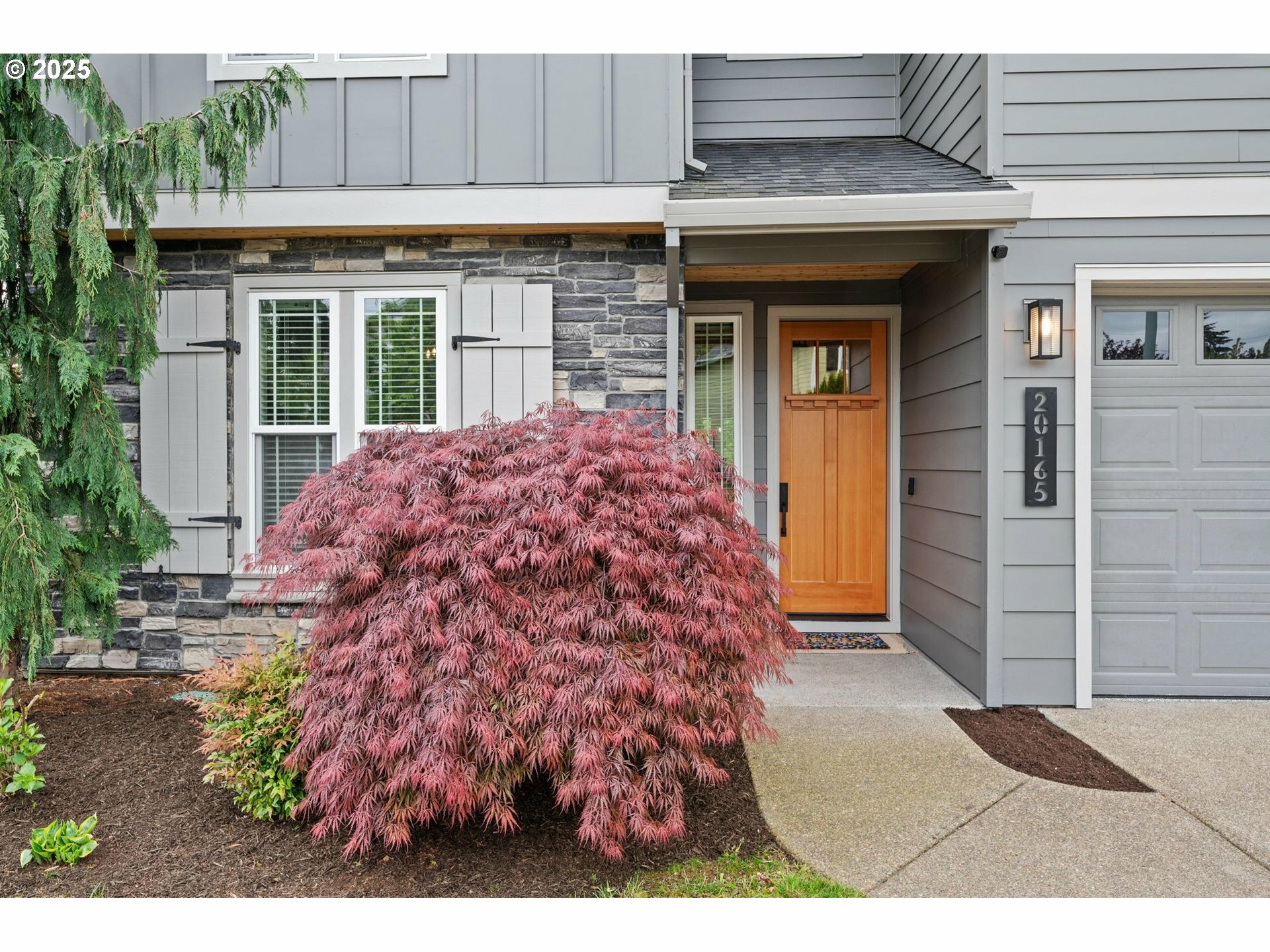 Property Photo: 20165 Kinslie Ct OR 97045
