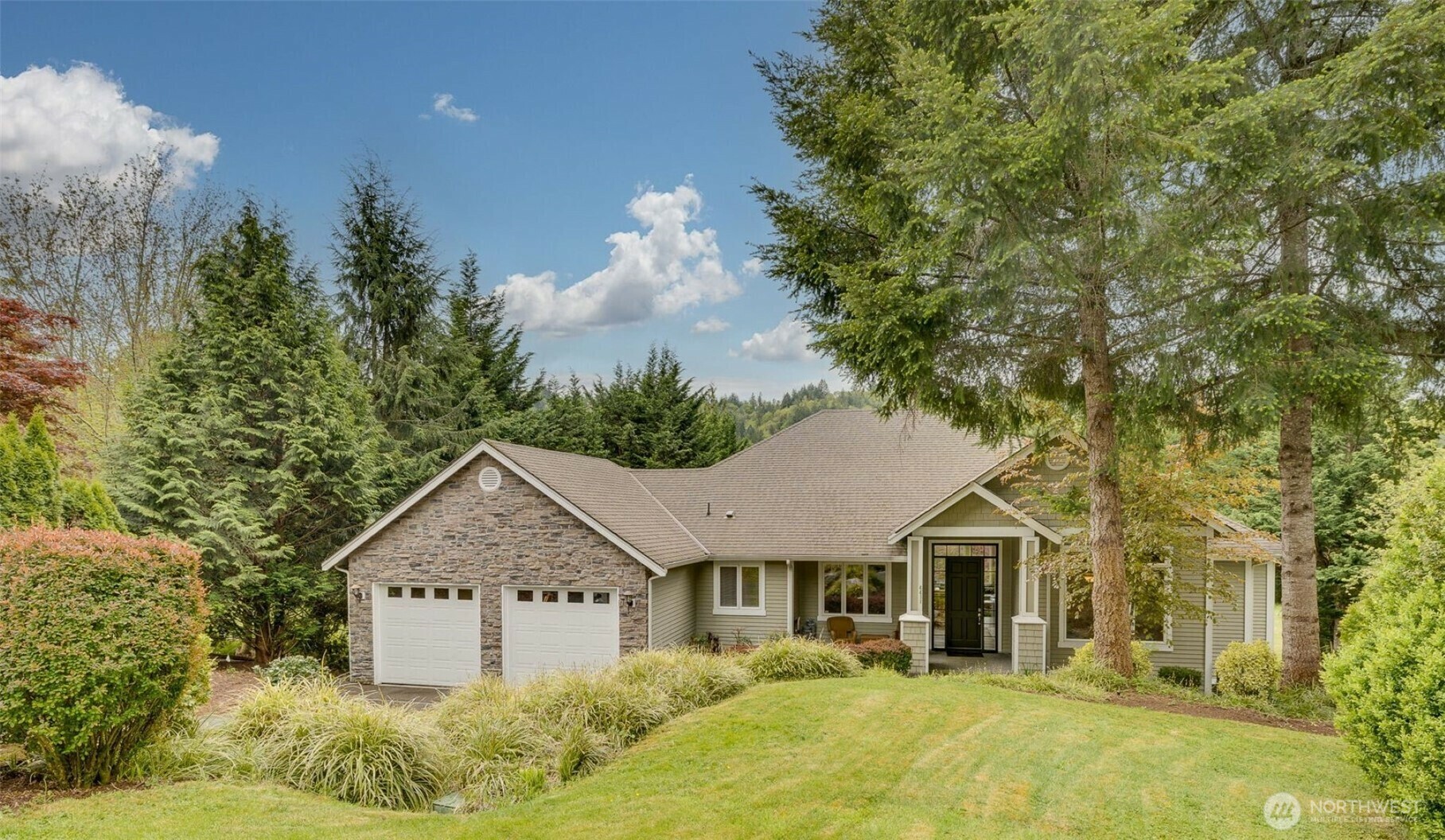 Property Photo: 4411 221st Place NE WA 98053