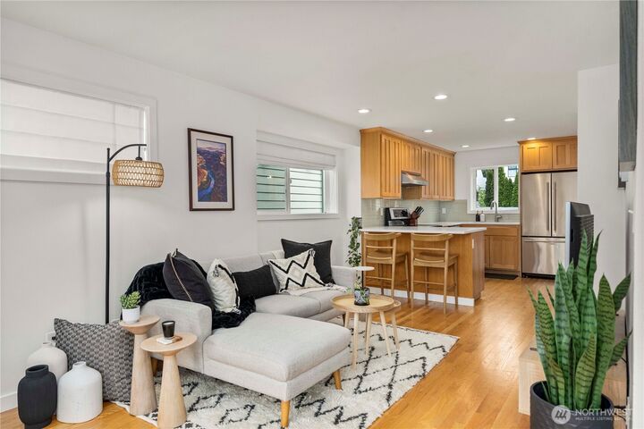 Property Photo:  8454  25th Avenue SW A  WA 98106 