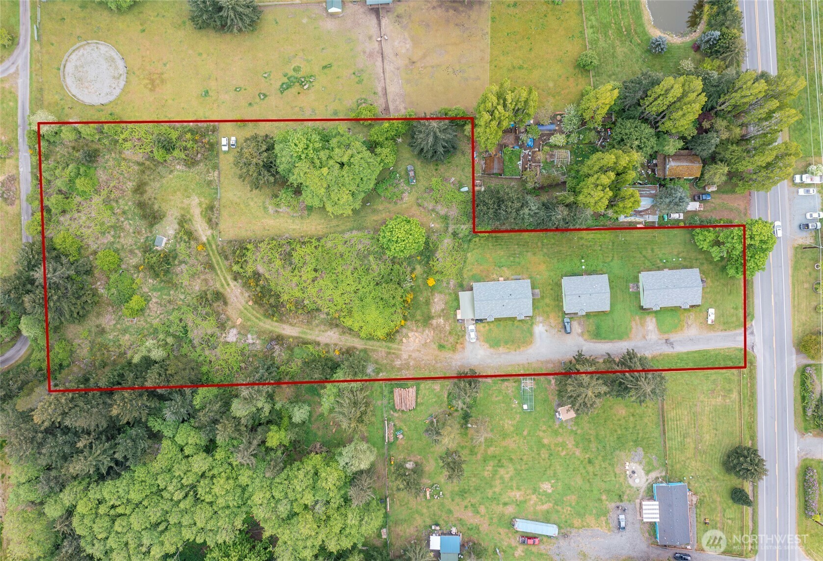Property Photo: 3100 Taylor Road 1-5 WA 98277