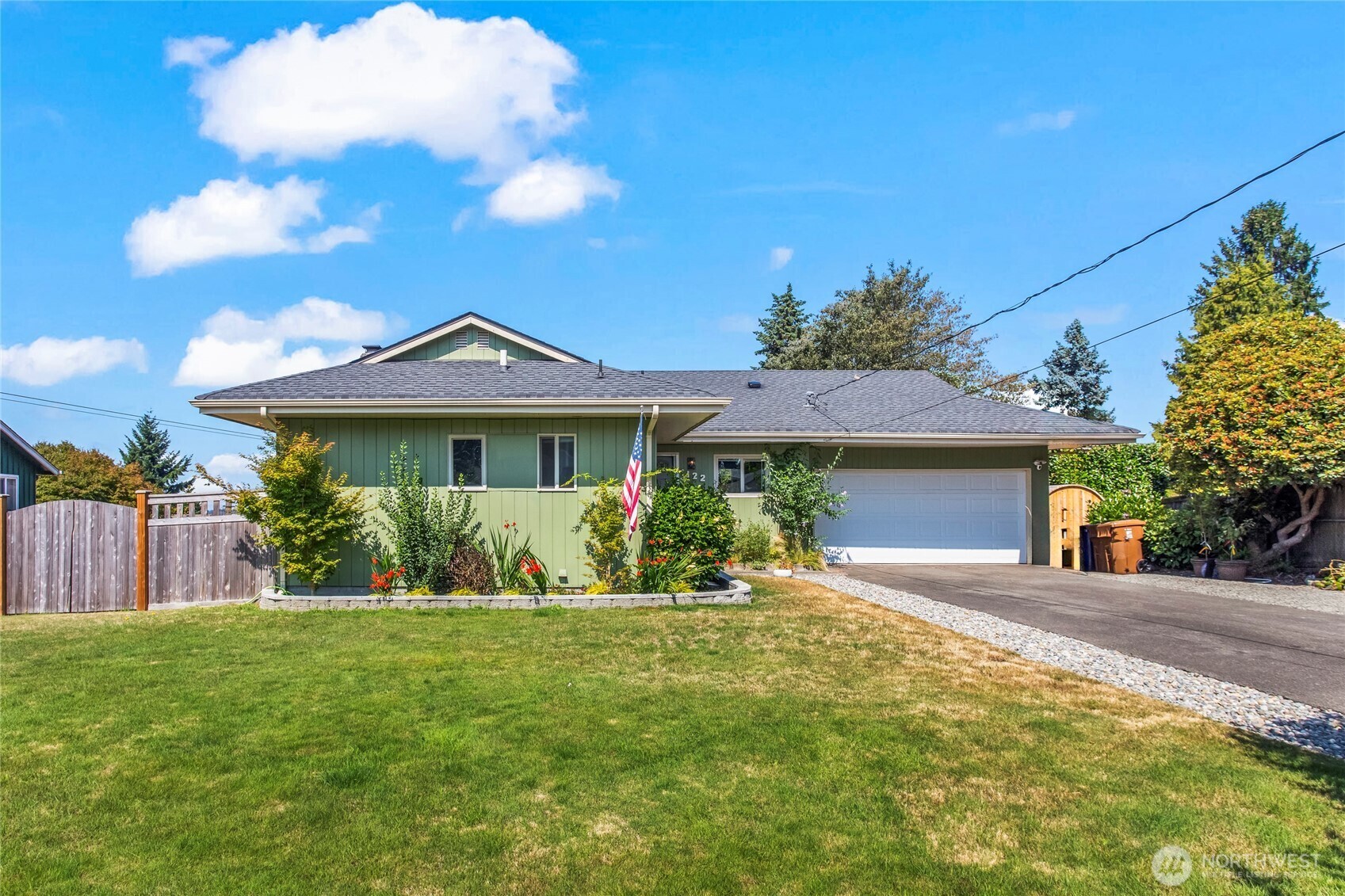 Property Photo: 1122 N Skyline Drive WA 98406