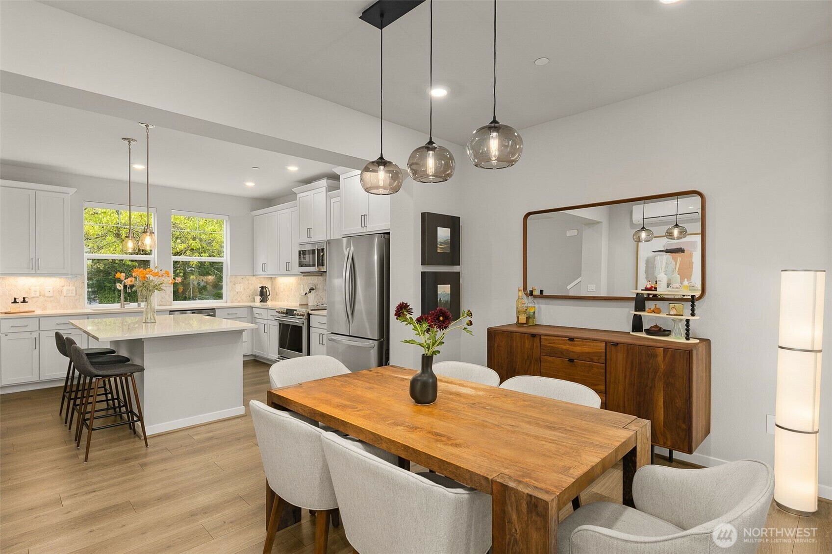 Property Photo: 12124 NE 194th Court C WA 98011