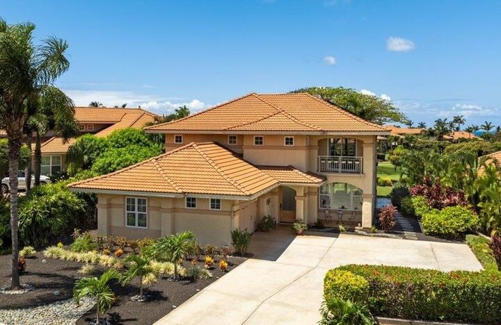 Property Photo:  357 Umeke St 144  HI 96753 